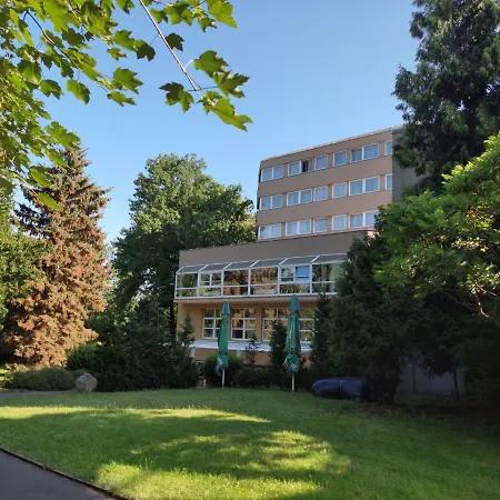 Parkhotel Otel 3*