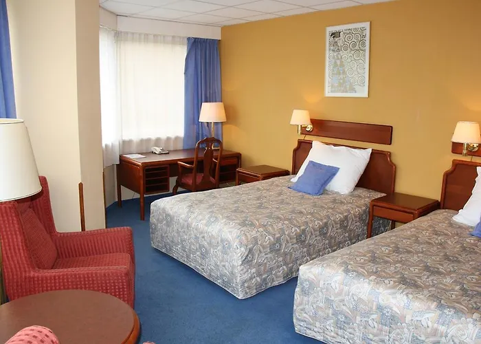 فندق Parkhotel 3*